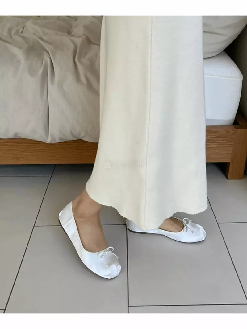 Golden Shoe - Korean Women Fashion - #momslook - ka5406 Flats - 9