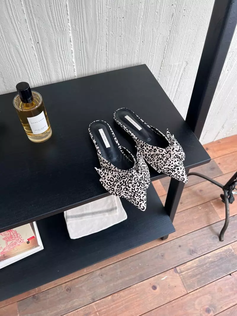 Golden Shoe - Korean Women Fashion - #momslook - th2603 Slippers - 10