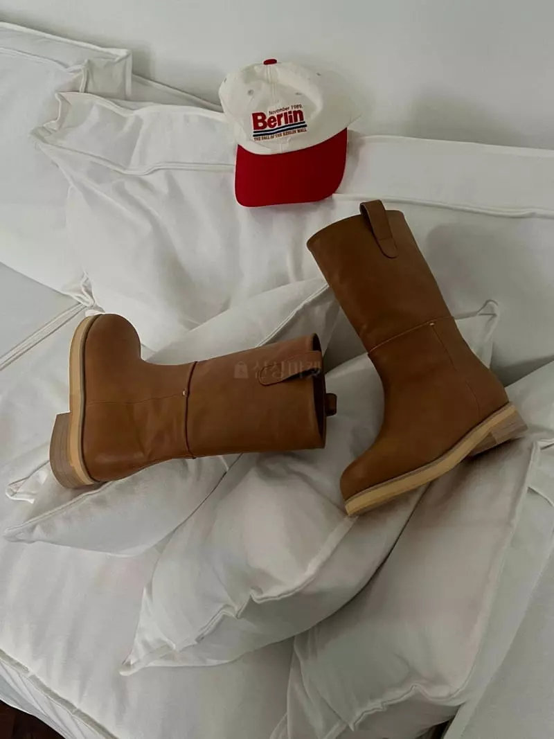 Golden Shoe - Korean Women Fashion - #momslook - i6046 Boots - 12