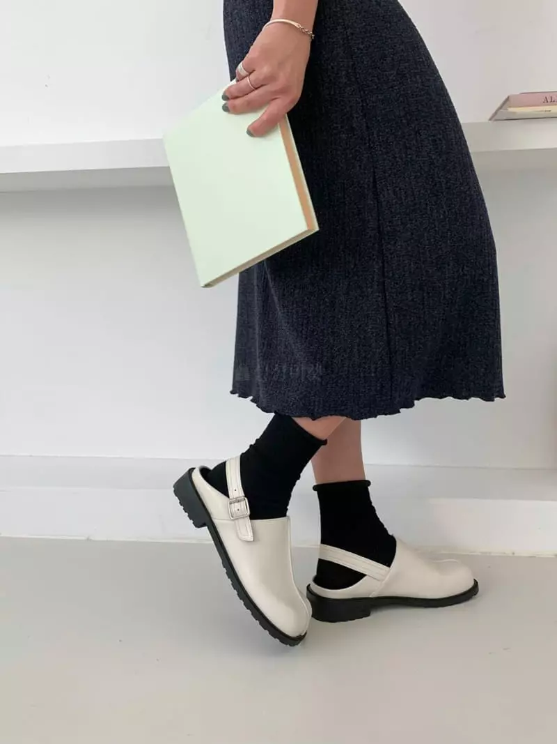 Golden Shoe - Korean Women Fashion - #momslook - i6032 Sandals - 6