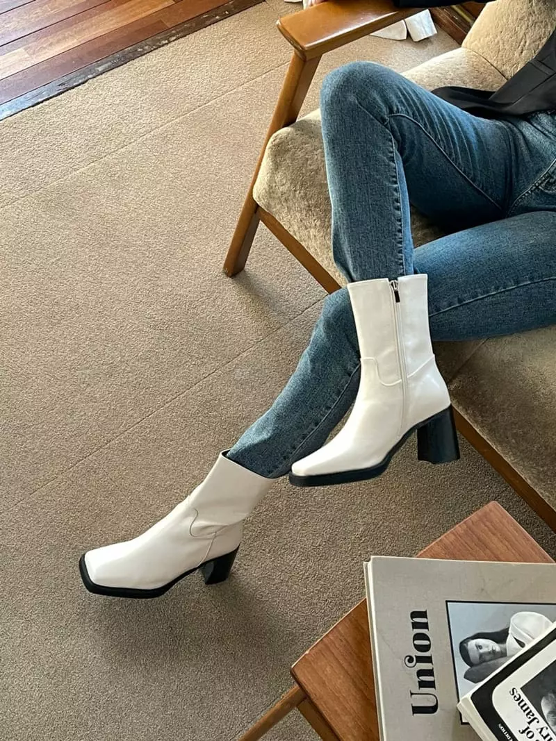 Golden Shoe - Korean Women Fashion - #momslook - sty535 Boots - 10
