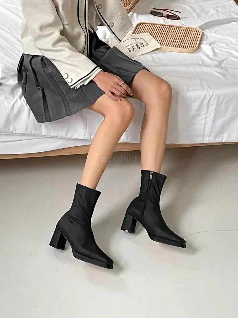 Golden Shoe - Korean Women Fashion - #momslook - fa1202 Ankle Boots - 12