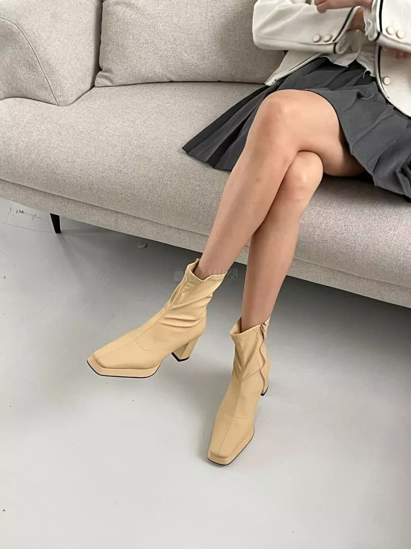 Golden Shoe - Korean Women Fashion - #momslook - fa1202 Ankle Boots - 8