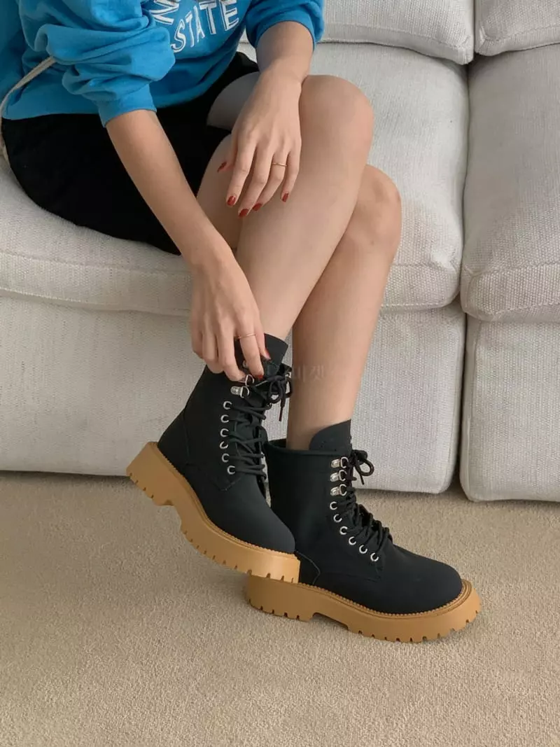Golden Shoe - Korean Women Fashion - #momslook - dam1027 Boots - 9