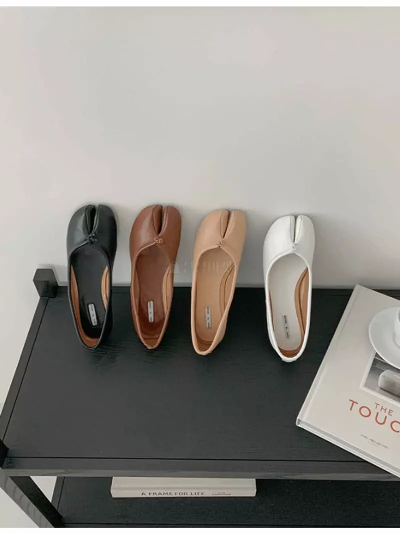 Golden Shoe - Korean Women Fashion - #romanticstyle - ka5257 Flats