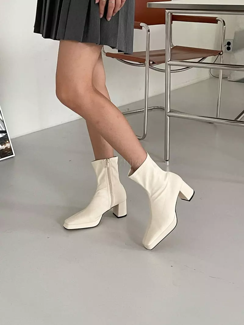Golden Shoe - Korean Women Fashion - #romanticstyle - fa1202 Ankle Boots - 2