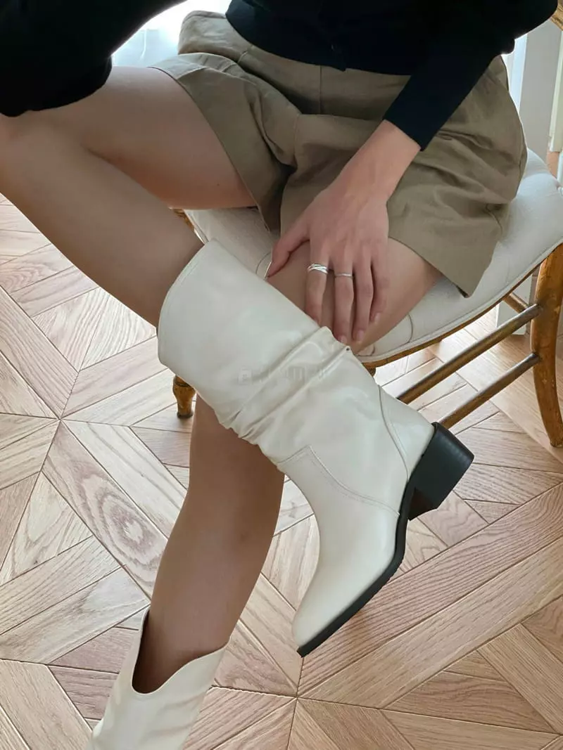 Golden Shoe - Korean Women Fashion - #thelittlethings - L8224  Boots - 9