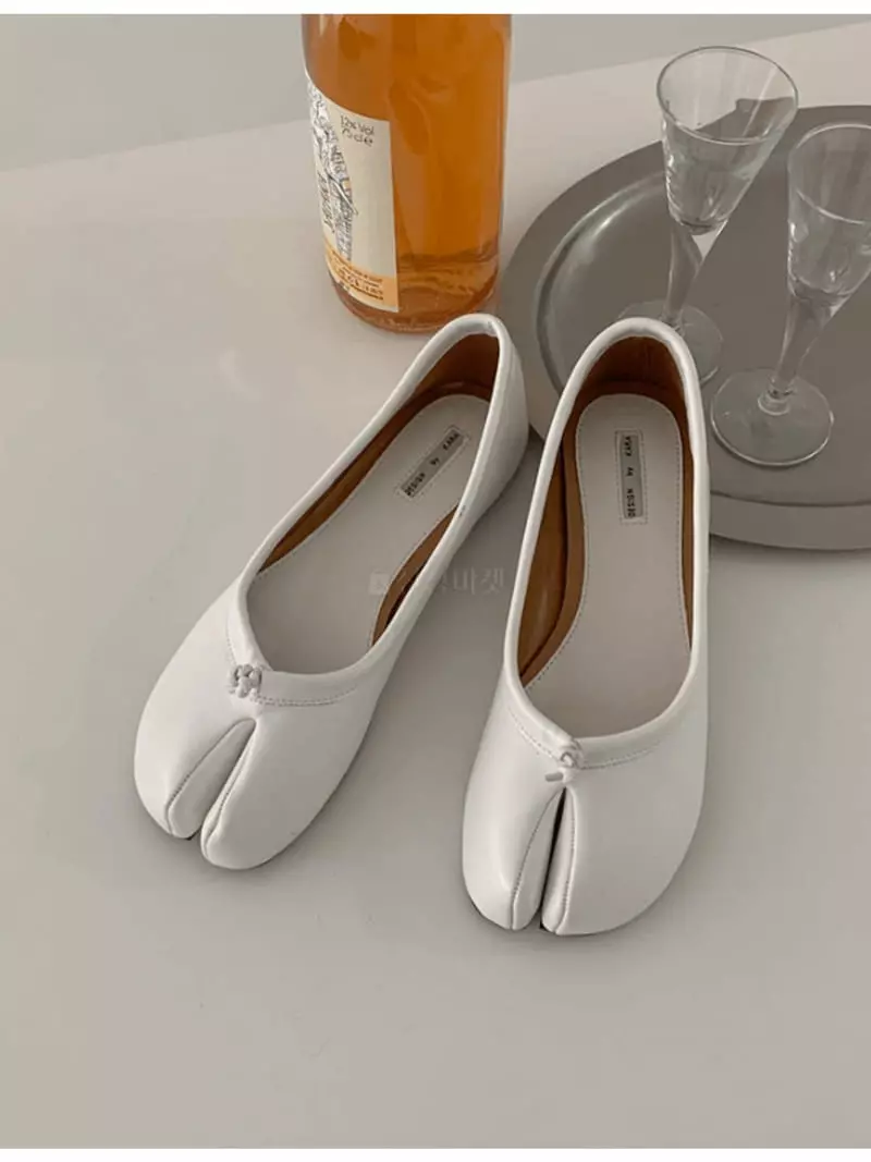 Golden Shoe - Korean Women Fashion - #thatsdarling - ka5257 Flats - 4
