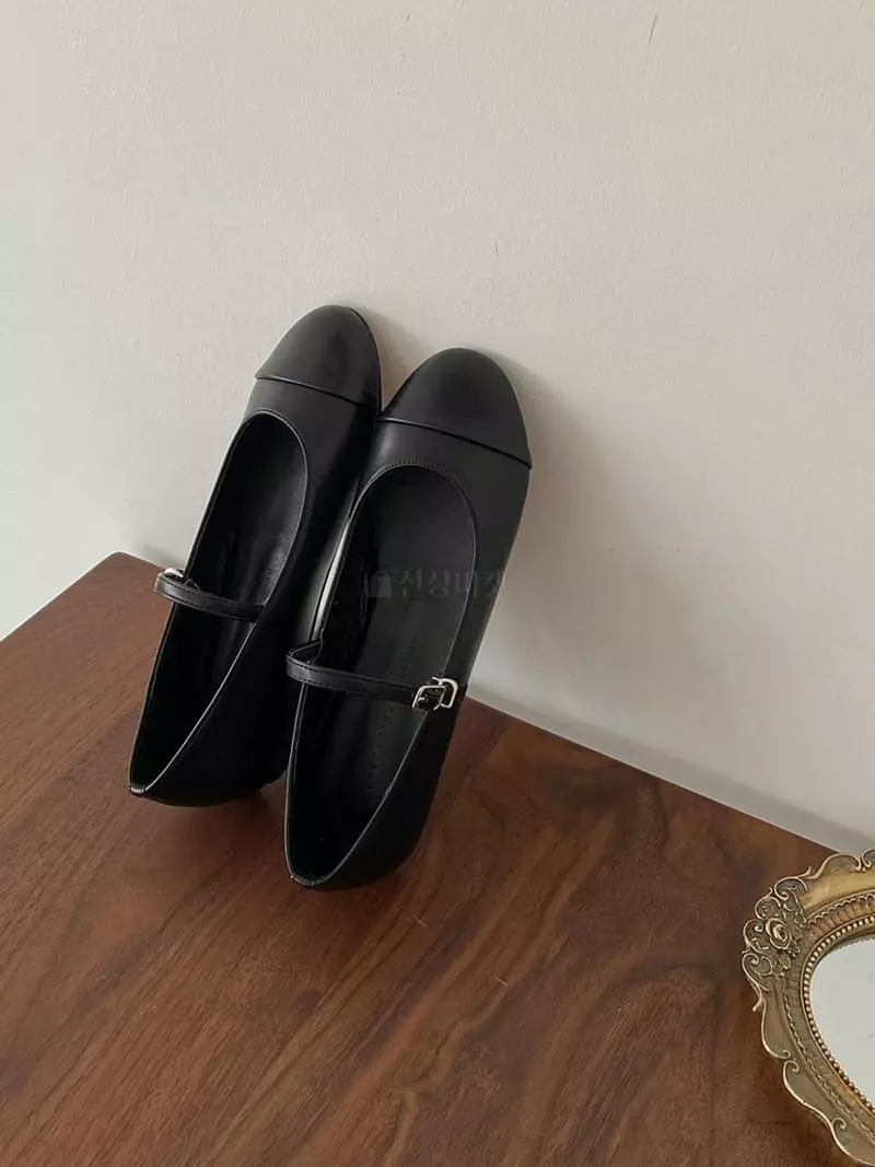 Golden Shoe - Korean Women Fashion - #thelittlethings - st2114 Flats - 3