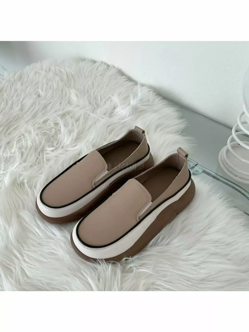 Golden Shoe - Korean Women Fashion - #vintagekidsstyle - min8115 Flats - 10