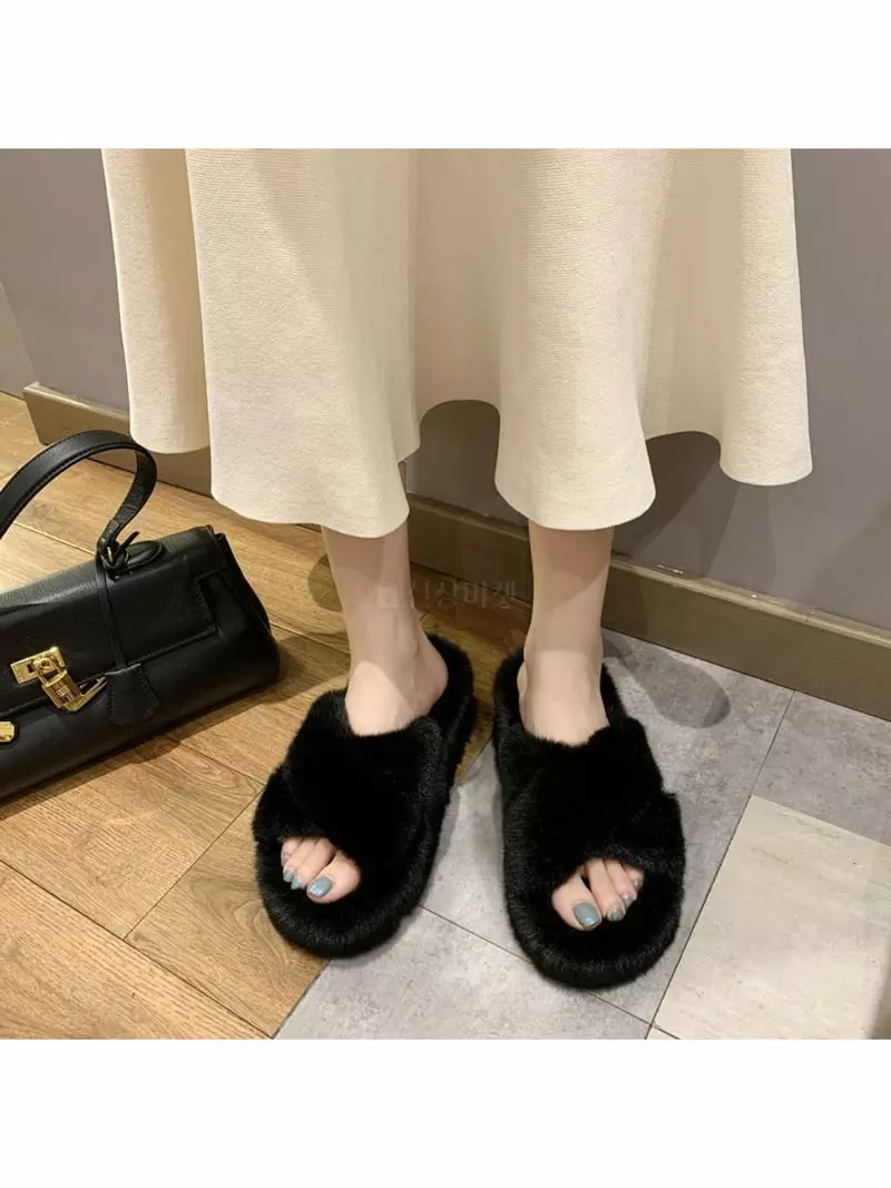 Golden Shoe - Korean Women Fashion - #momslook - R7022 Slippers - 4