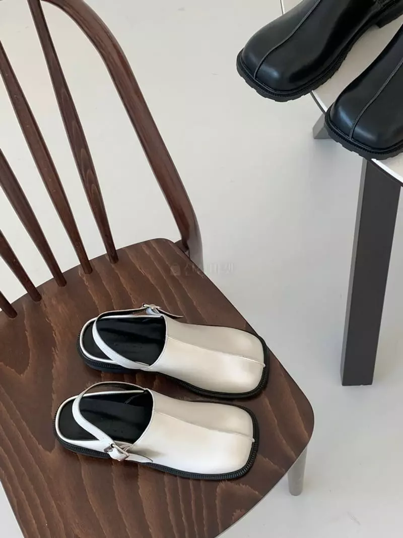 Golden Shoe - Korean Women Fashion - #womensfashion - i6032 Sandals - 7
