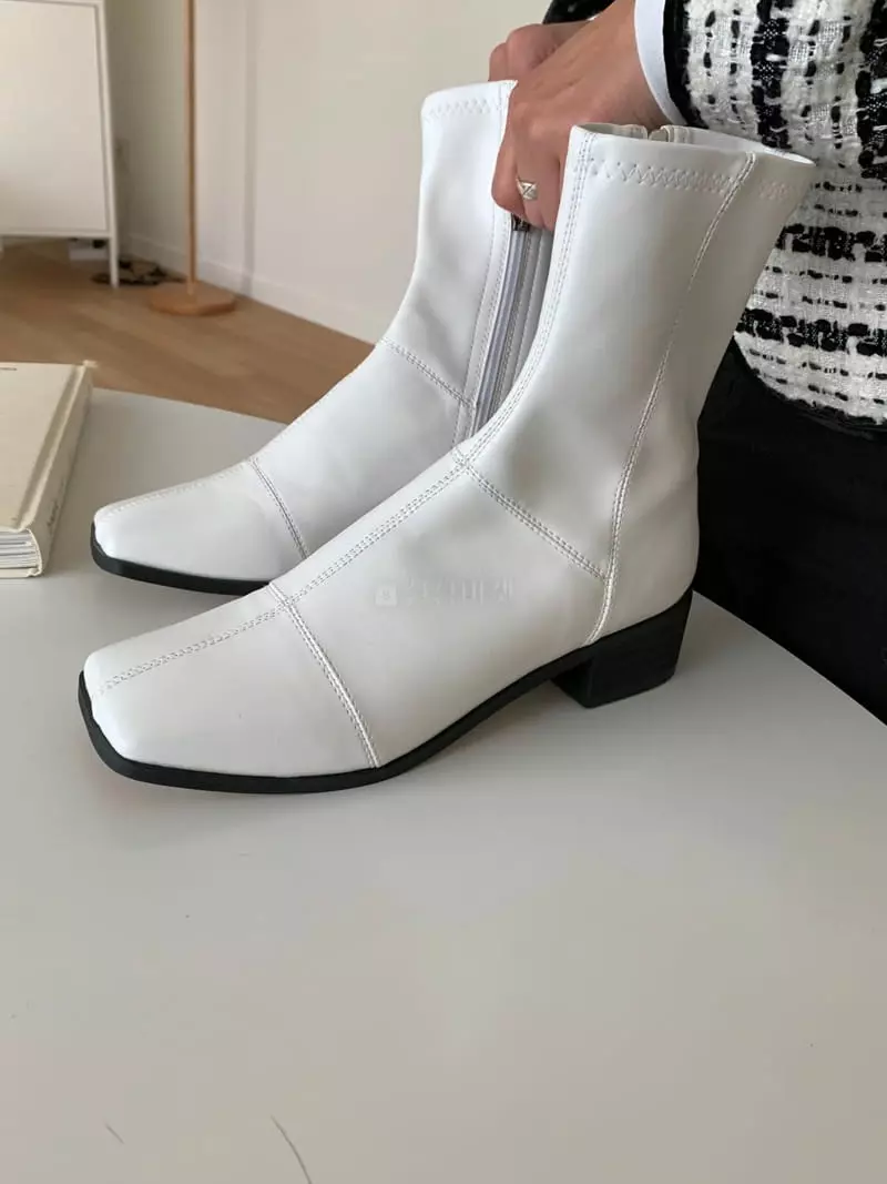 Golden Shoe - Korean Women Fashion - #womensfashion - i6027 Ankle Boots - 11