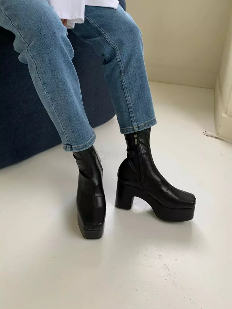 Golden Shoe - Korean Women Fashion - #womensfashion - i6008 Ankle Boots - 5