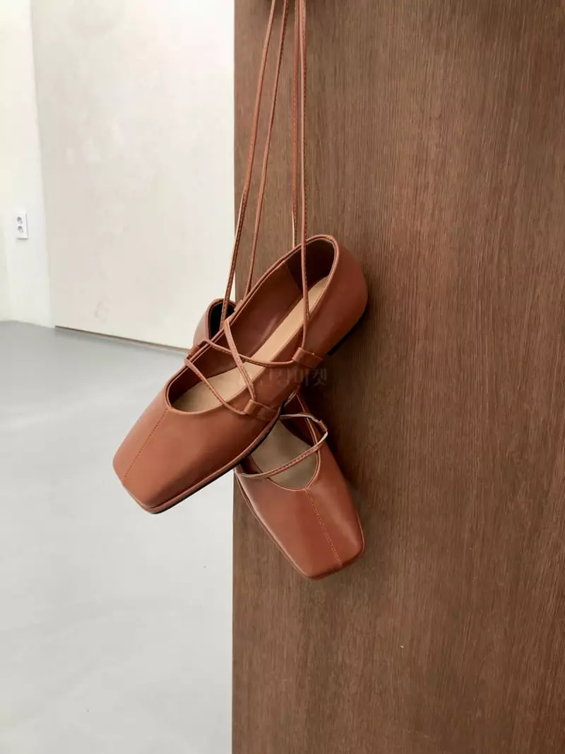 Golden Shoe - Korean Women Fashion - #womensfashion - i1907 Flats - 2