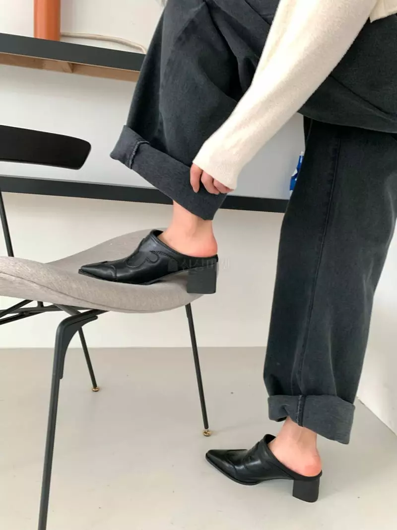 Golden Shoe - Korean Women Fashion - #womensfashion - i1614 Slippers - 2