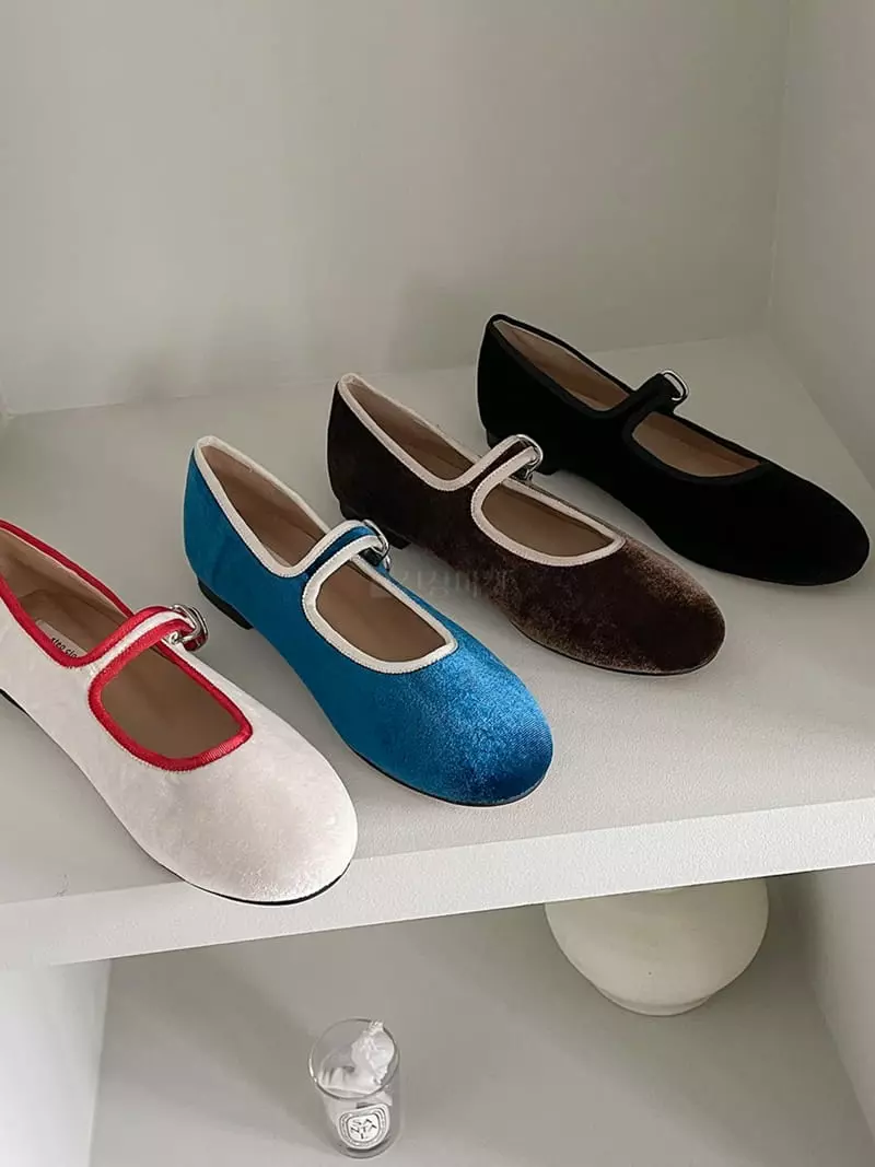 Golden Shoe - Korean Women Fashion - #womensfashion - st2312 Flats - 8