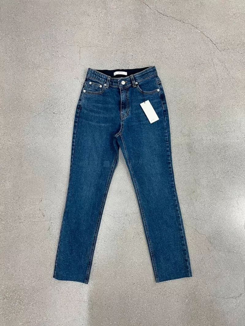 Gracia - Korean Women Fashion - #momslook - Util Banding Jeans - 10