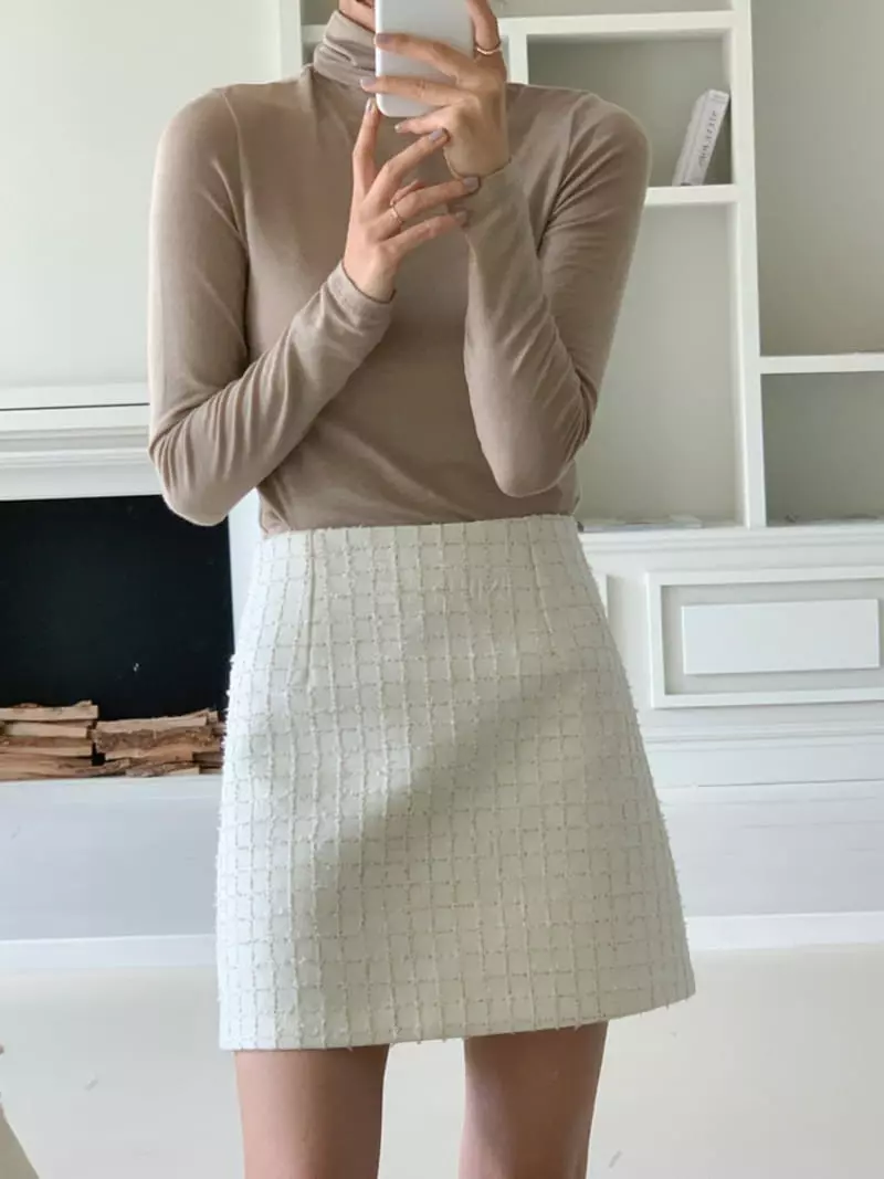 Gracia - Korean Women Fashion - #pursuepretty - Skin Turtleneck Tee - 5