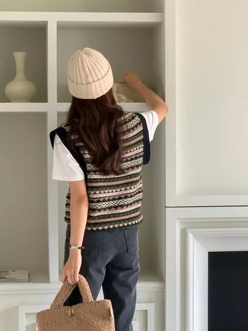 Gracia - Korean Women Fashion - #pursuepretty - Jacquard Vest - 4