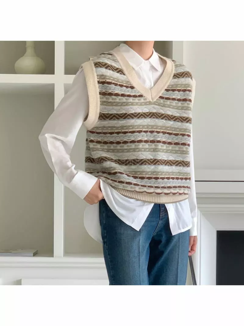 Gracia - Korean Women Fashion - #romanticstyle - Jacquard Vest - 5