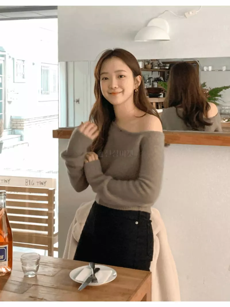 Gracia - Korean Women Fashion - #shopsmall - Racoon One Shoulder Knit Tee - 10