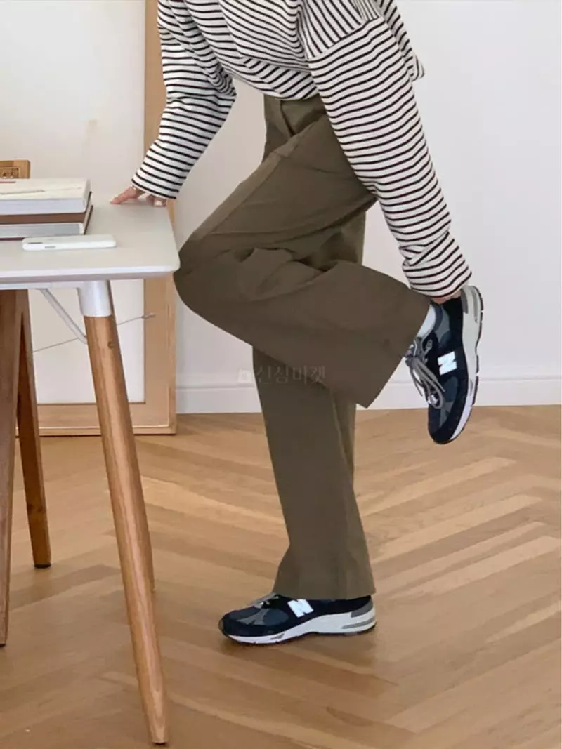 Gracia - Korean Women Fashion - #romanticstyle - Brush Pants - 4