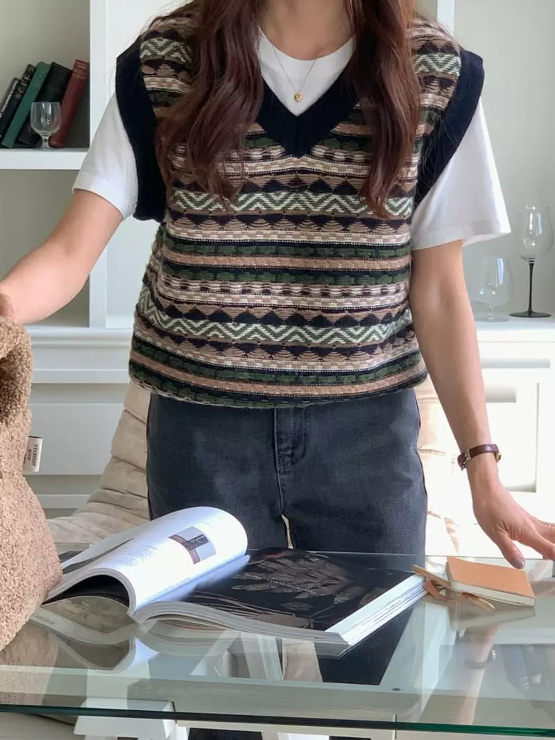 Gracia - Korean Women Fashion - #vintageinspired - Jacquard Vest