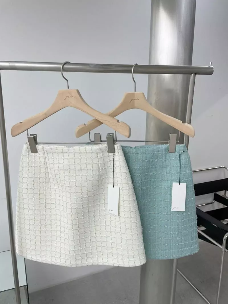 Gracia - Korean Women Fashion - #womensfashion - Anna Twid Skirt - 11