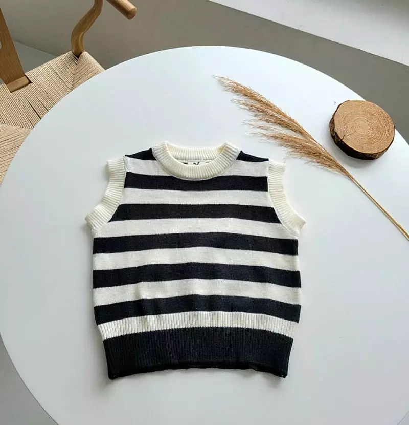 Hanacoco - Korean Children Fashion - #kidzfashiontrend - Stripes Knit Vest