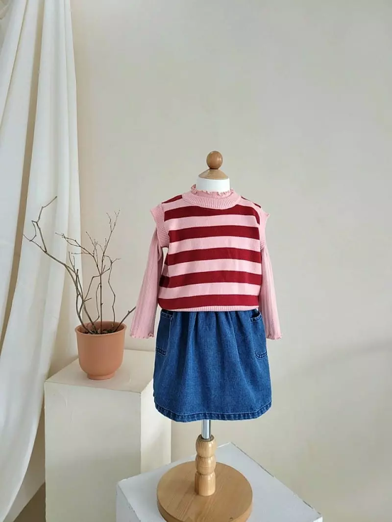Hanacoco - Korean Children Fashion - #prettylittlegirls - Stripes Knit Vest - 6
