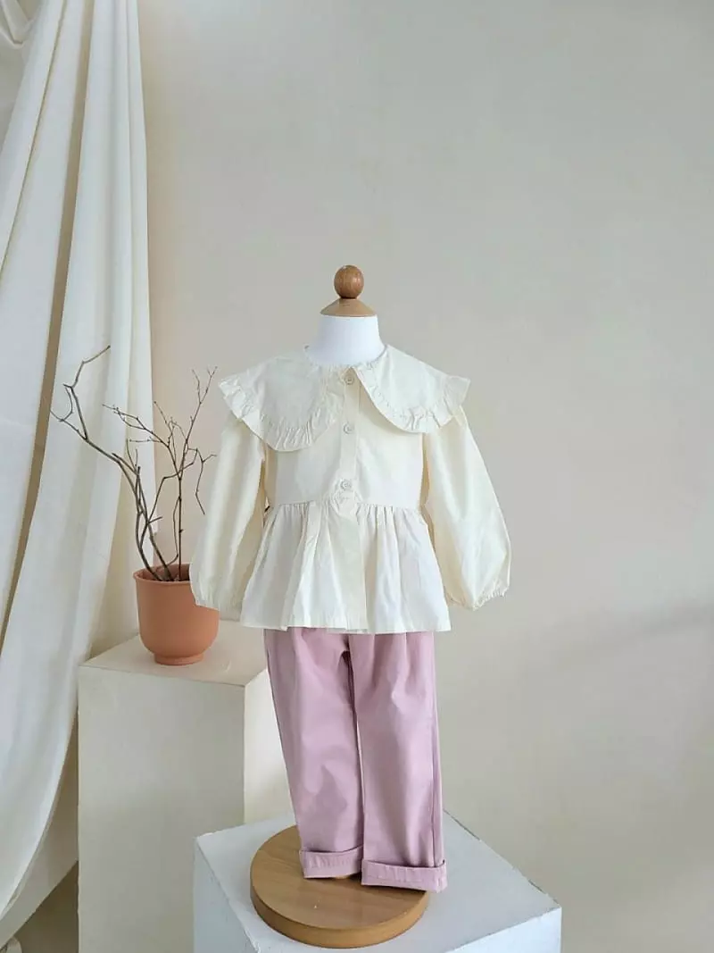 Hanacoco - Korean Children Fashion - #prettylittlegirls - Ruffler Blouse - 4