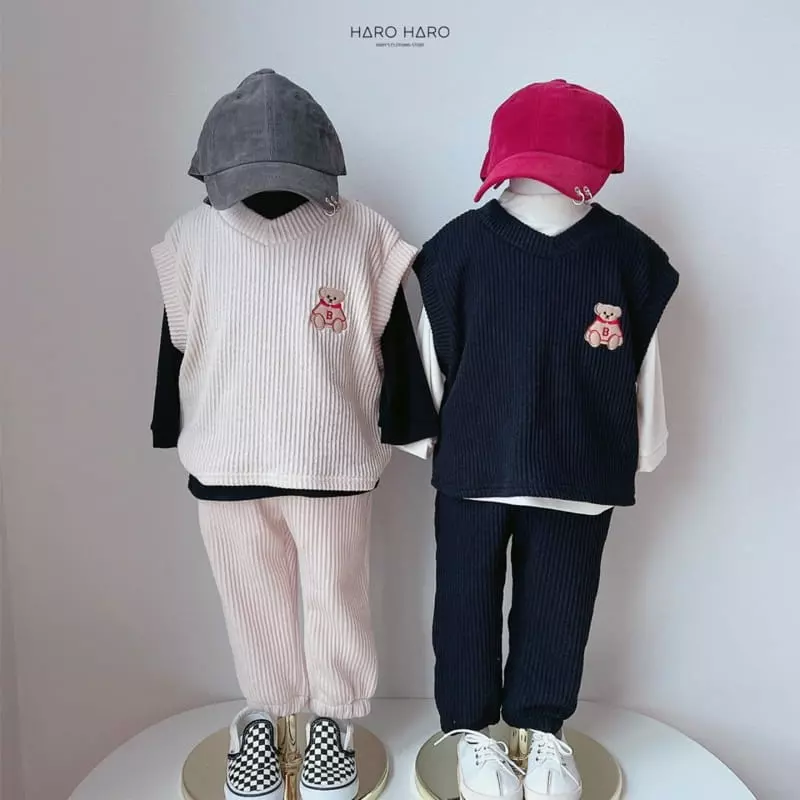 Haro Haro - Korean Children Fashion - #childrensboutique - Red Cape Vest Top Bottom Set
