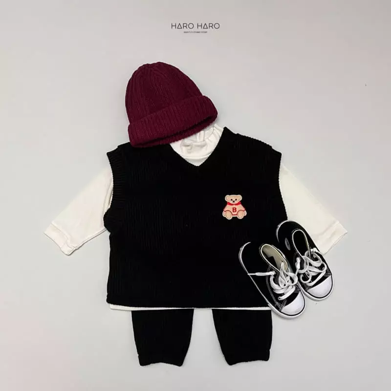 Haro Haro - Korean Children Fashion - #kidzfashiontrend - Red Cape Vest Top Bottom Set - 7