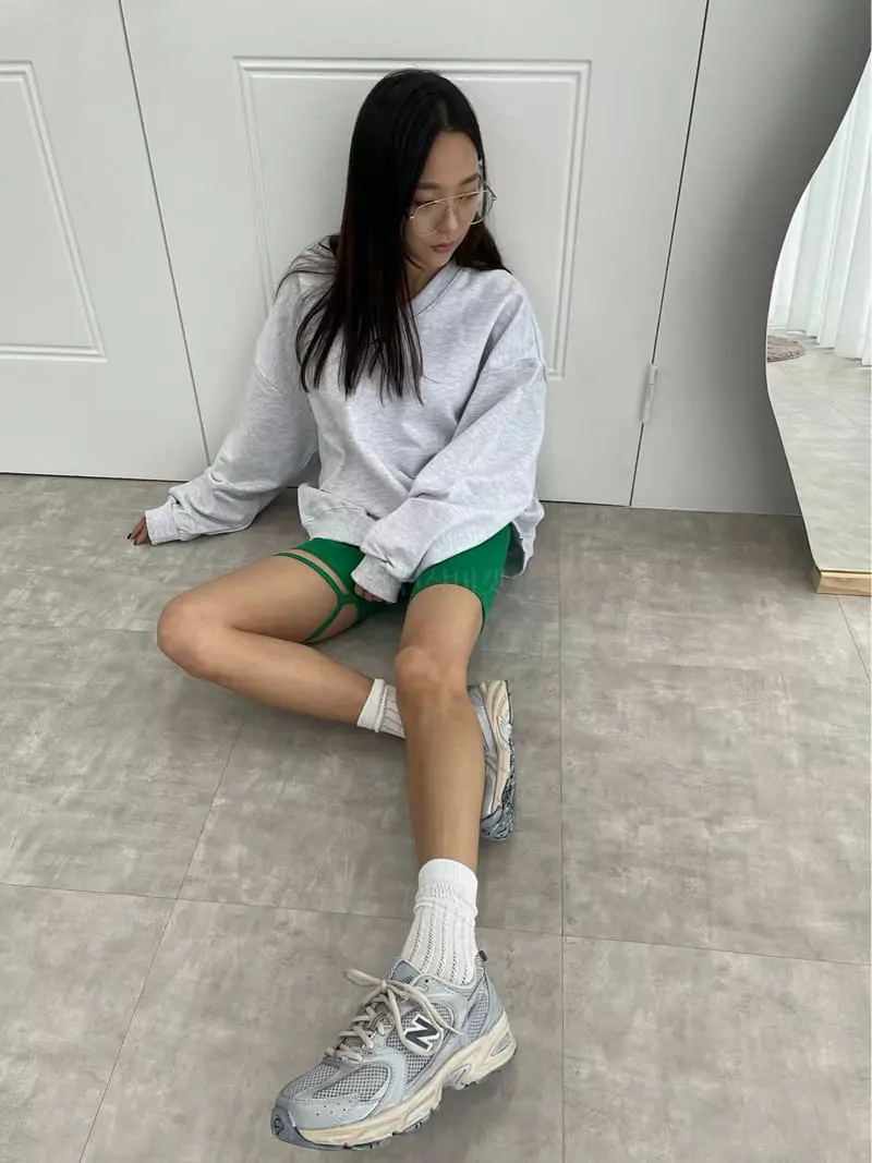 Hi Raki - Korean Women Fashion - #momslook - Energy V Sweatshirt - 3