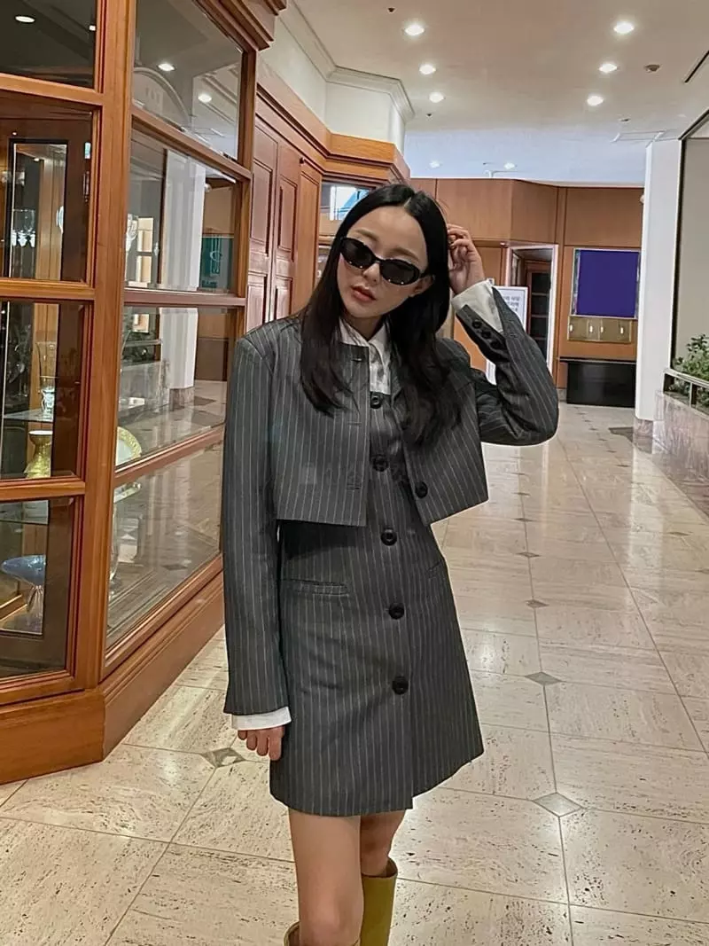 Hi Raki - Korean Women Fashion - #womensfashion - Stripes Crop Jacket - 5