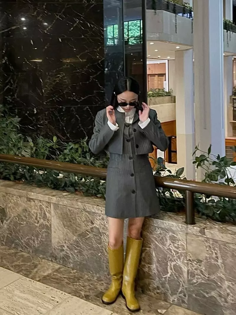 Hi Raki - Korean Women Fashion - #womensfashion - Stripes Crop Jacket - 7