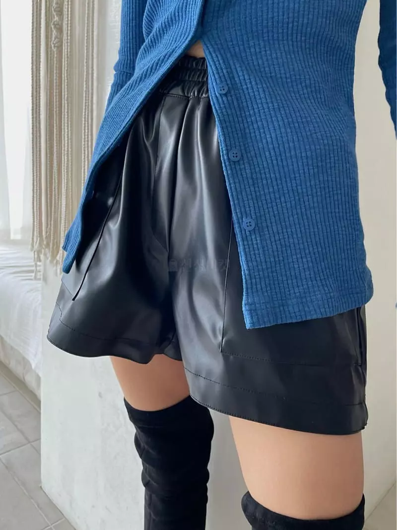 Hi Raki - Korean Women Fashion - #womensfashion - Leather Shorts - 5