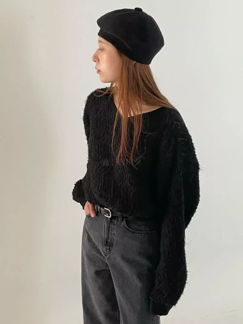 Hoper - Korean Women Fashion - #momslook - Lace V Neck Tee - 3