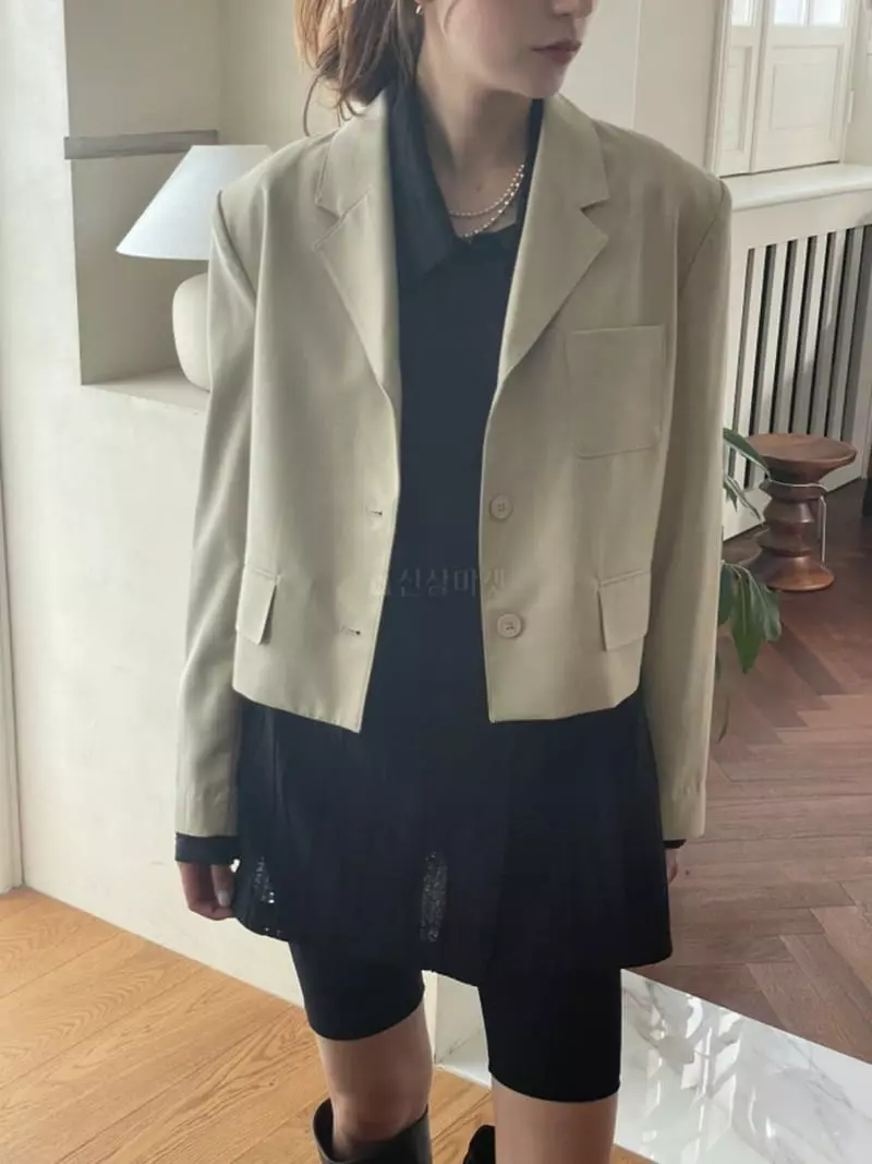 Hoper - Korean Women Fashion - #womensfashion - Crop Short Jacket - 4