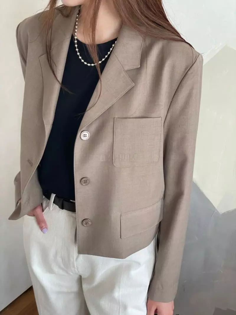 Hoper - Korean Women Fashion - #momslook - Cami Crop Jacket