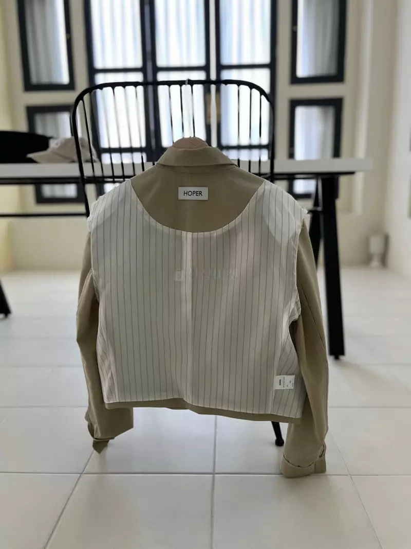 Hoper - Korean Women Fashion - #momslook - Cami Crop Jacket - 5
