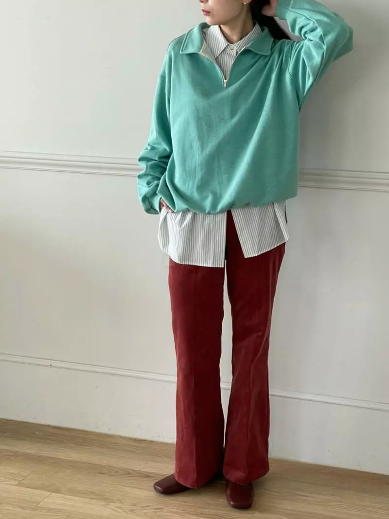 Hoper - Korean Women Fashion - #momslook - Collar Sweatshirt - 3