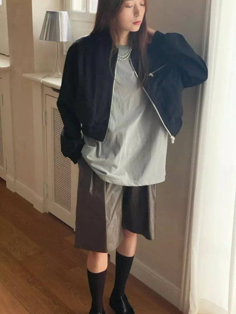 Hoper - Korean Women Fashion - #thelittlethings - Stardium Crop Short Jumper - 3