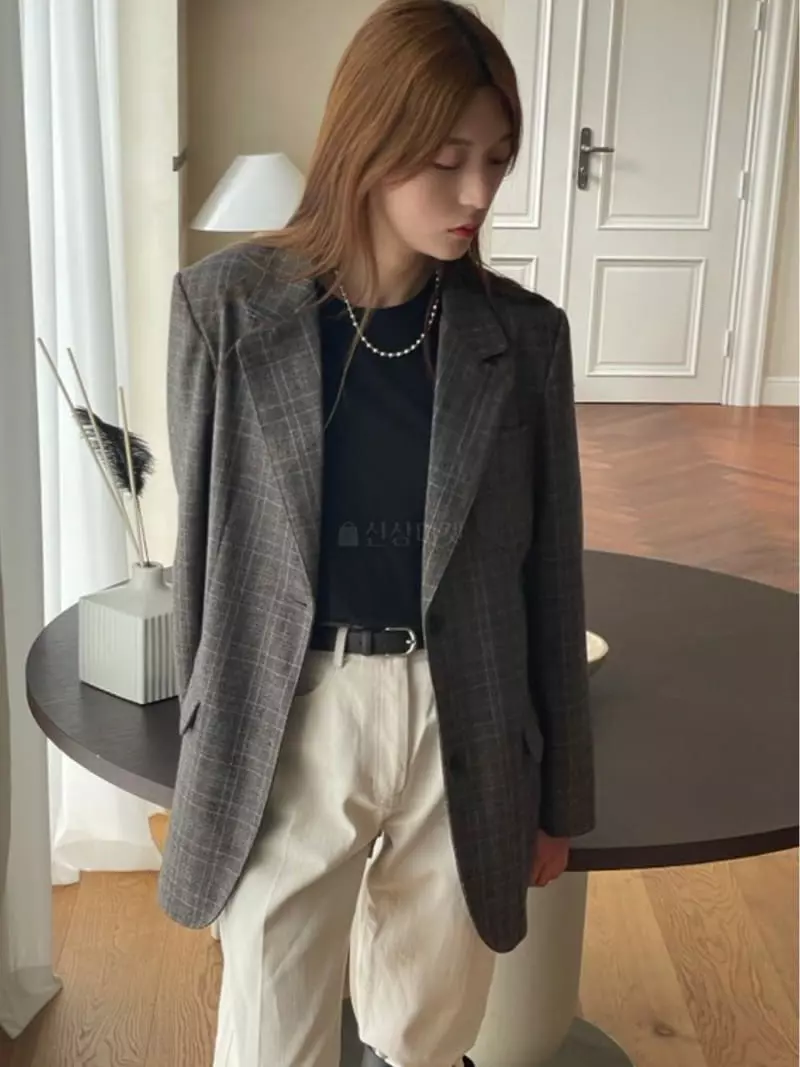 Hoper - Korean Women Fashion - #vintagekidsstyle - Check Two Button Jacket - 3