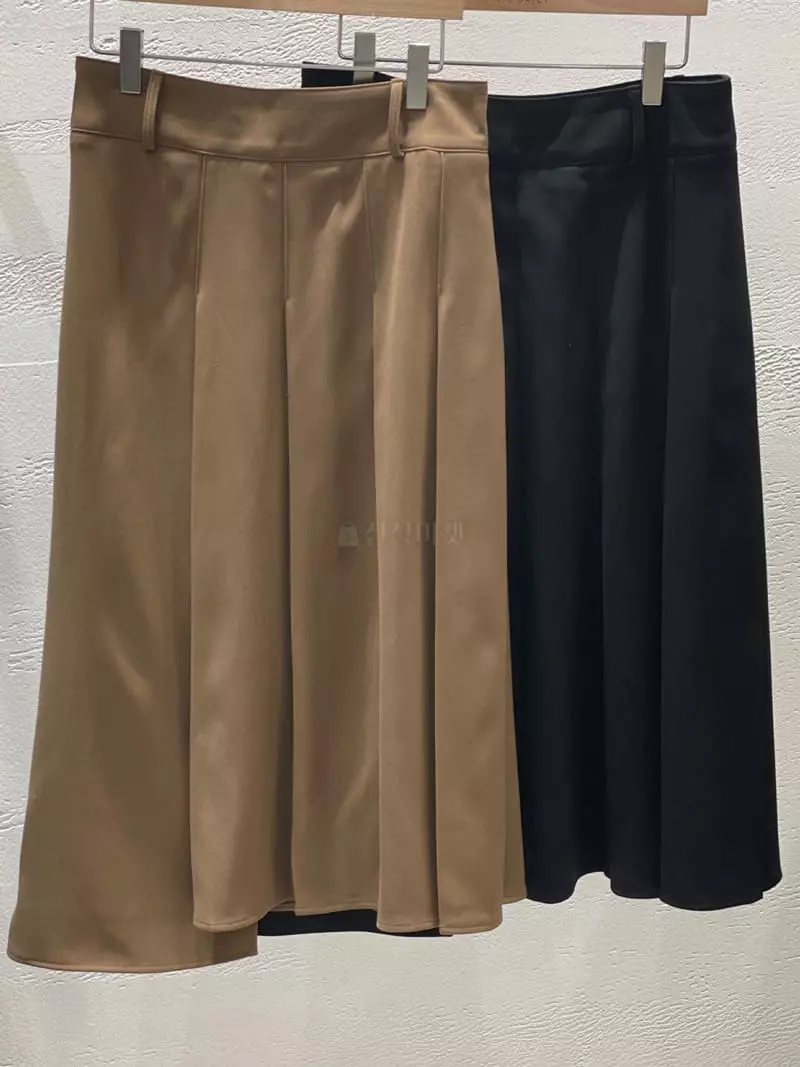 Hoper - Korean Women Fashion - #vintagekidsstyle - Unbal Wrinkle Skirt