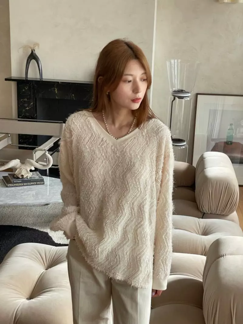 Hoper - Korean Women Fashion - #womensfashion - Lace V Neck Tee - 10