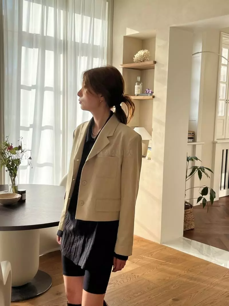 Hoper - Korean Women Fashion - #womensfashion - Crop Short Jacket - 3