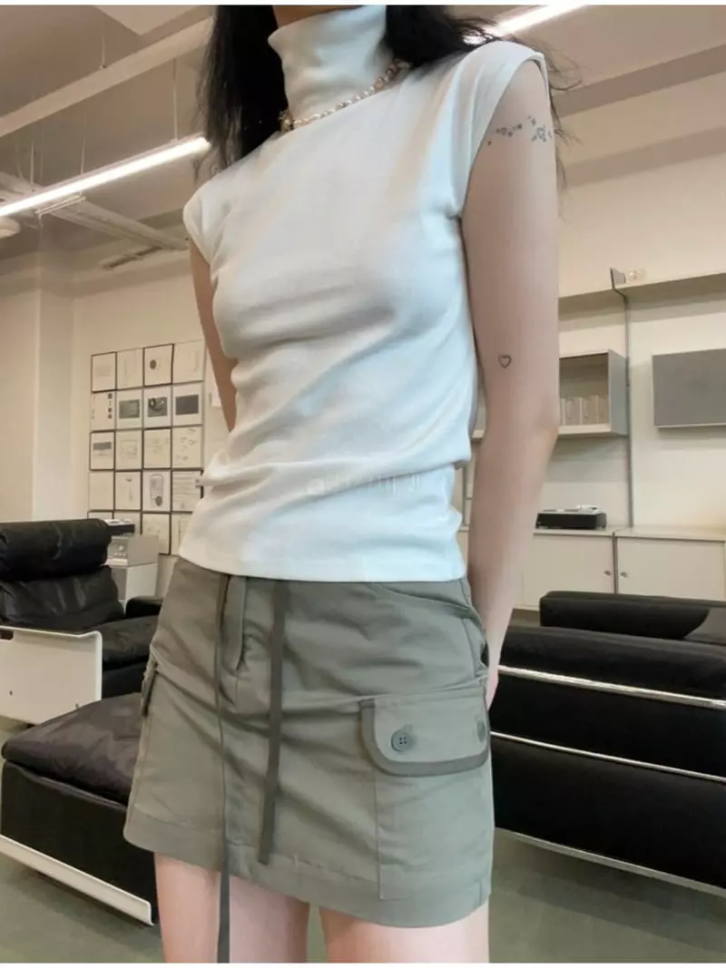 Howl - Korean Women Fashion - #momslook - Polar Sleeveless - 8