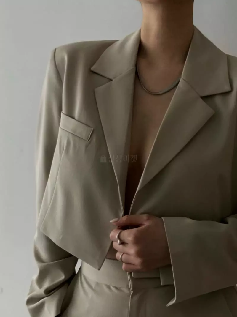 Howl - Korean Women Fashion - #momslook - Corner Short Blazer - 6